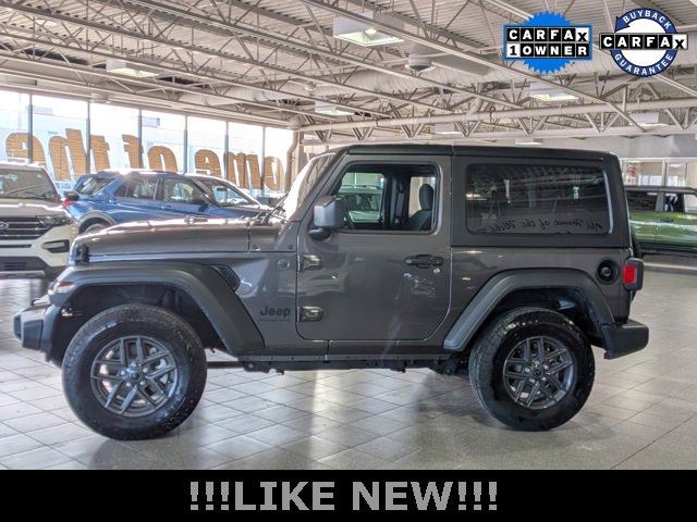 Used 2025 Jeep Wrangler Sport S image 5
