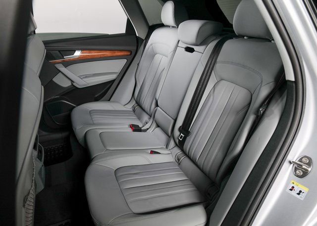 Certified 2022 Audi Q5 2.0T Premium Plus w/ Premium Plus Package image 11