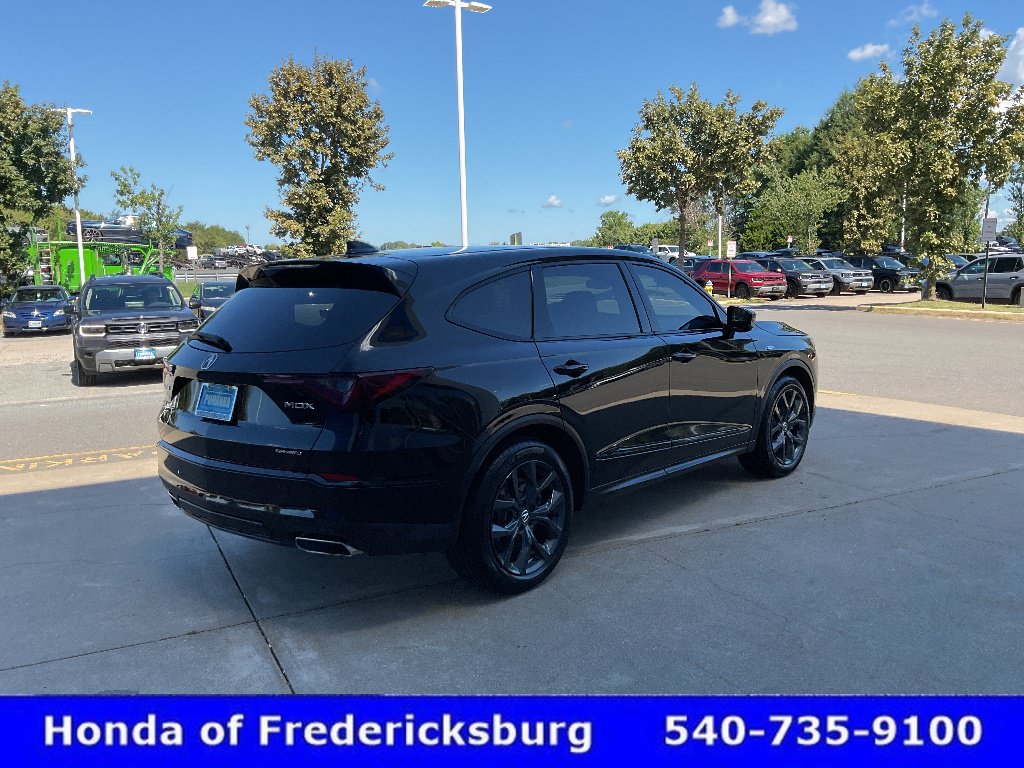 Used 2023 Acura MDX A-Spec AWD/4WD image 5
