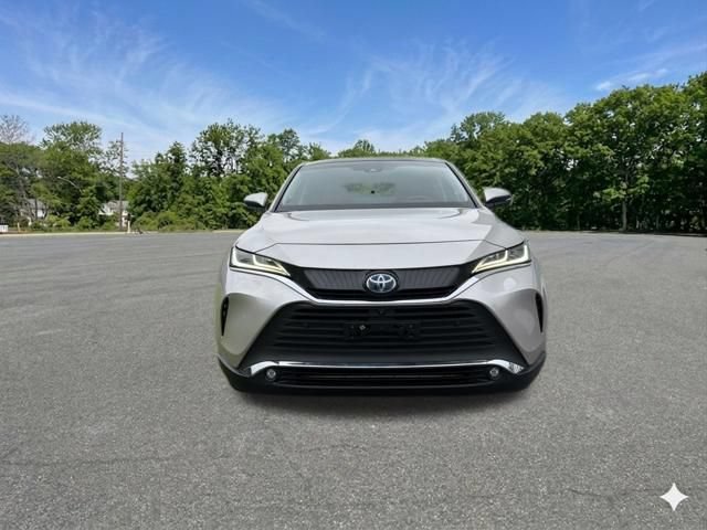 Used 2023 Toyota Venza Limited AWD/4WD image 3