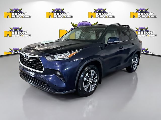 Used 2020 Toyota Highlander XLE AWD/4WD video 1
