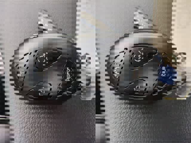 Certified 2025 Hyundai Elantra N image 35