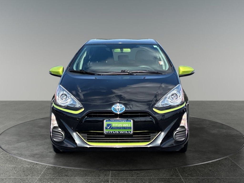 Used 2016 Toyota Prius C Persona Series FWD image 2