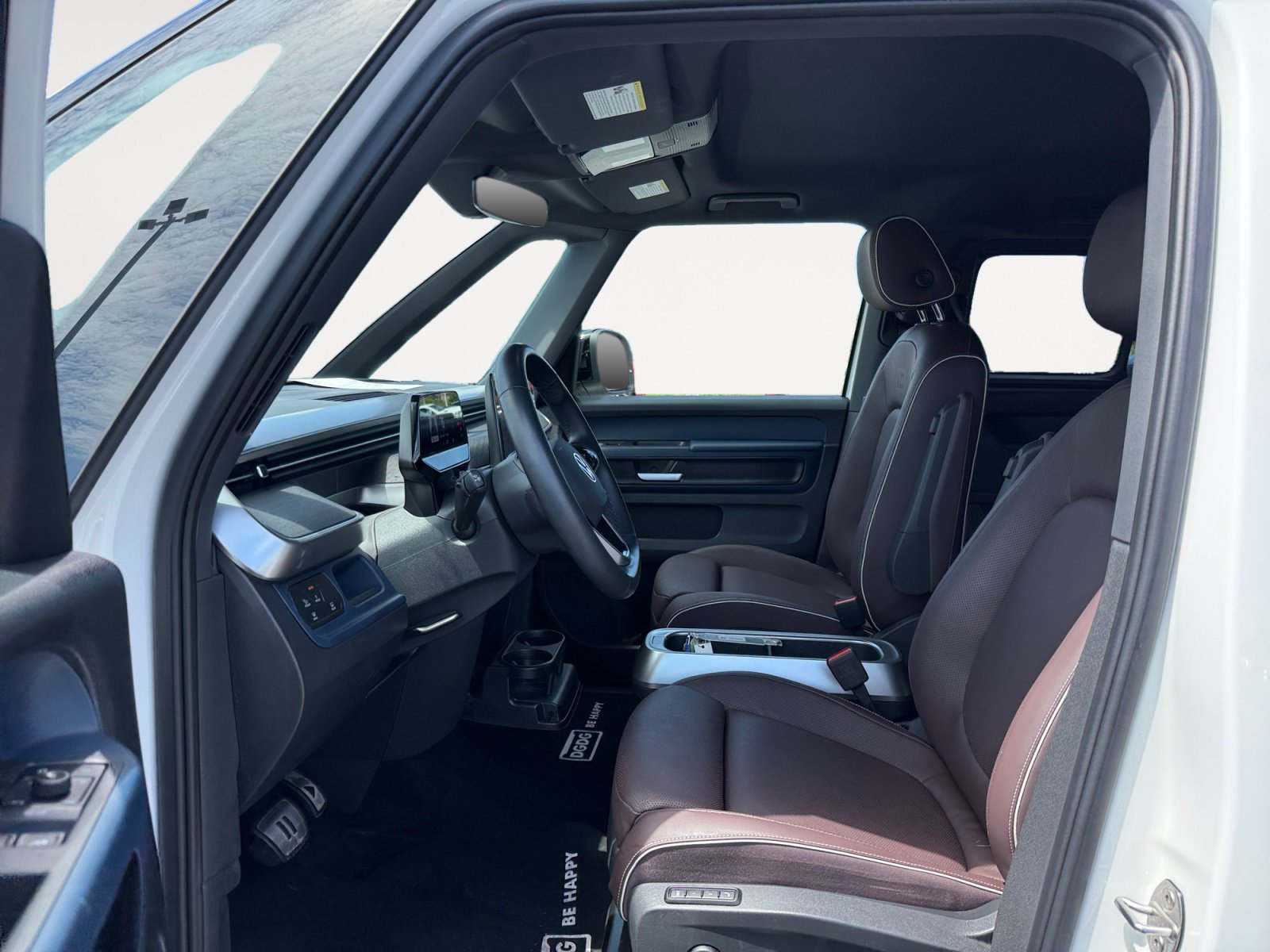 Certified 2025 Volkswagen ID. Buzz 1st Edition RWD image 10
