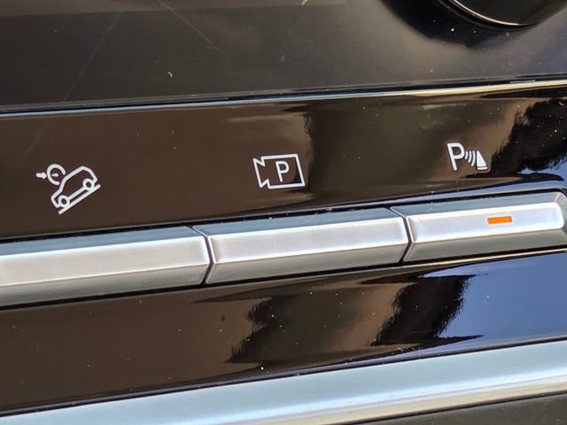 Used 2025 Hyundai Santa Fe SEL FWD image 27