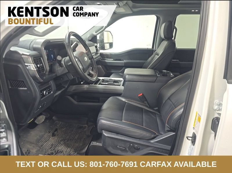 Used 2025 Ford F350 Lariat w/ Black Appearance Package AWD/4WD image 4