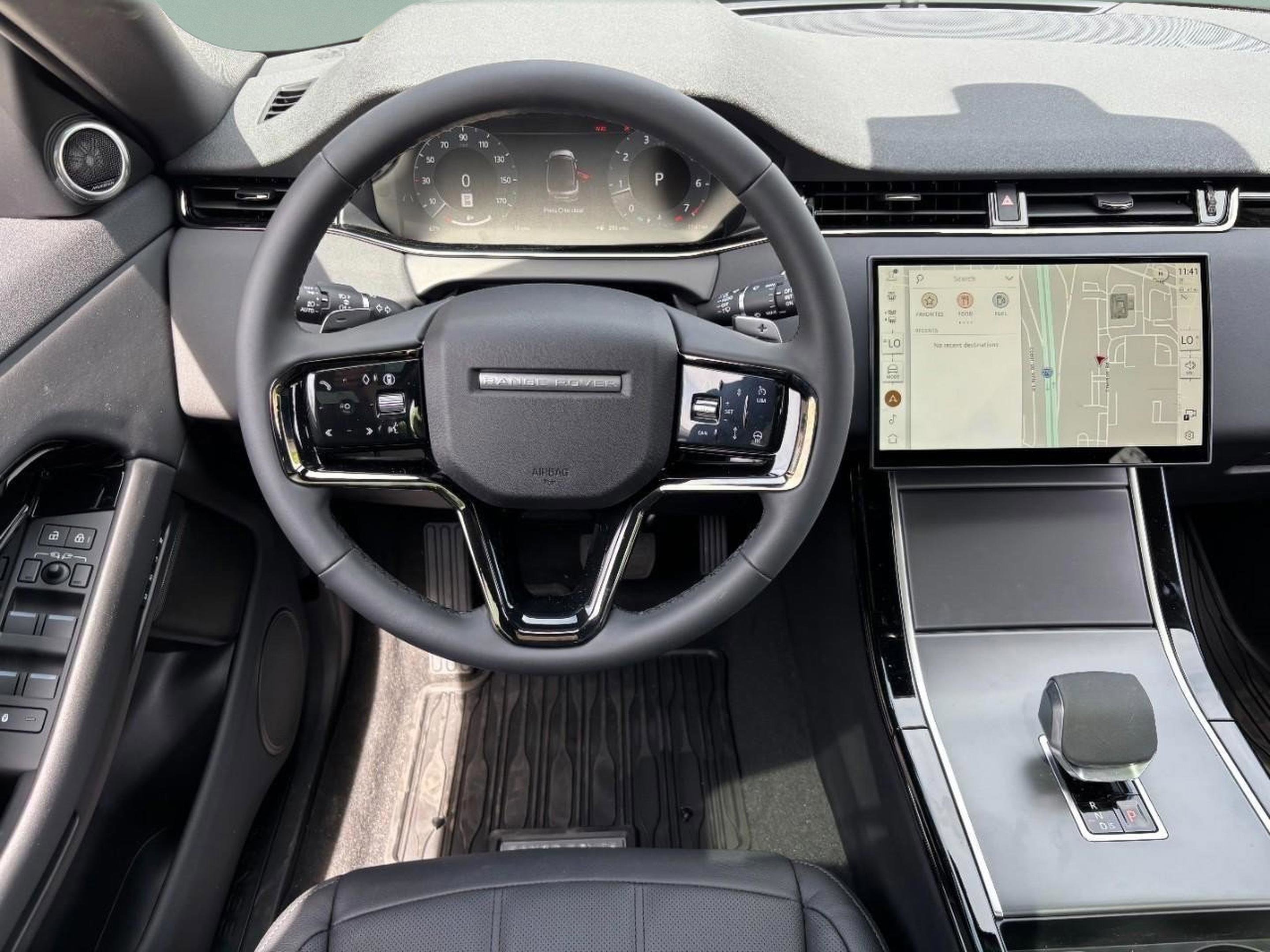 Used 2026 Land Rover Range Rover Evoque S image 16