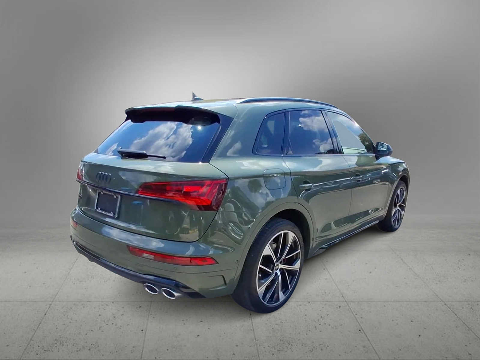 Used 2023 Audi SQ5 Prestige w/ Prestige Package AWD/4WD image 8