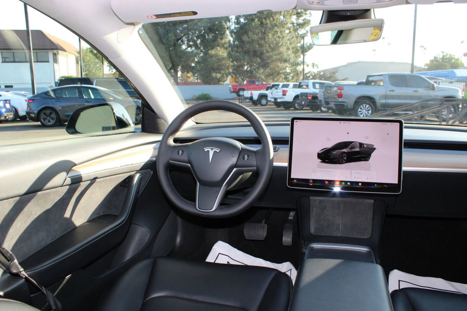 Used 2022 Tesla Model 3 Standard Range image 27