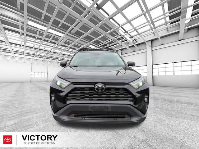 Used 2022 Toyota RAV4 XLE Premium AWD/4WD image 9