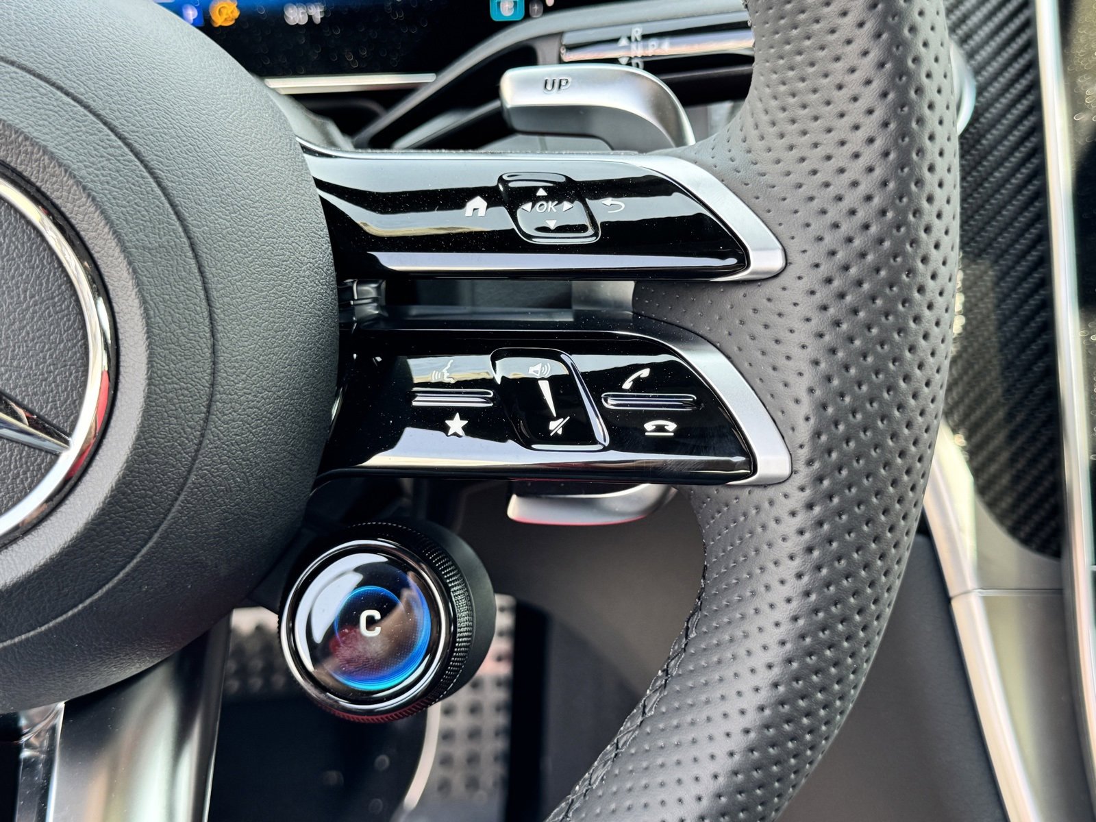 Used 2024 Mercedes-Benz GLC 43 AMG 4MATIC image 27