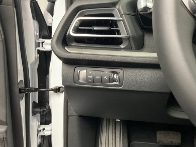 New 2026 Chevrolet Traverse LT AWD/4WD image 13