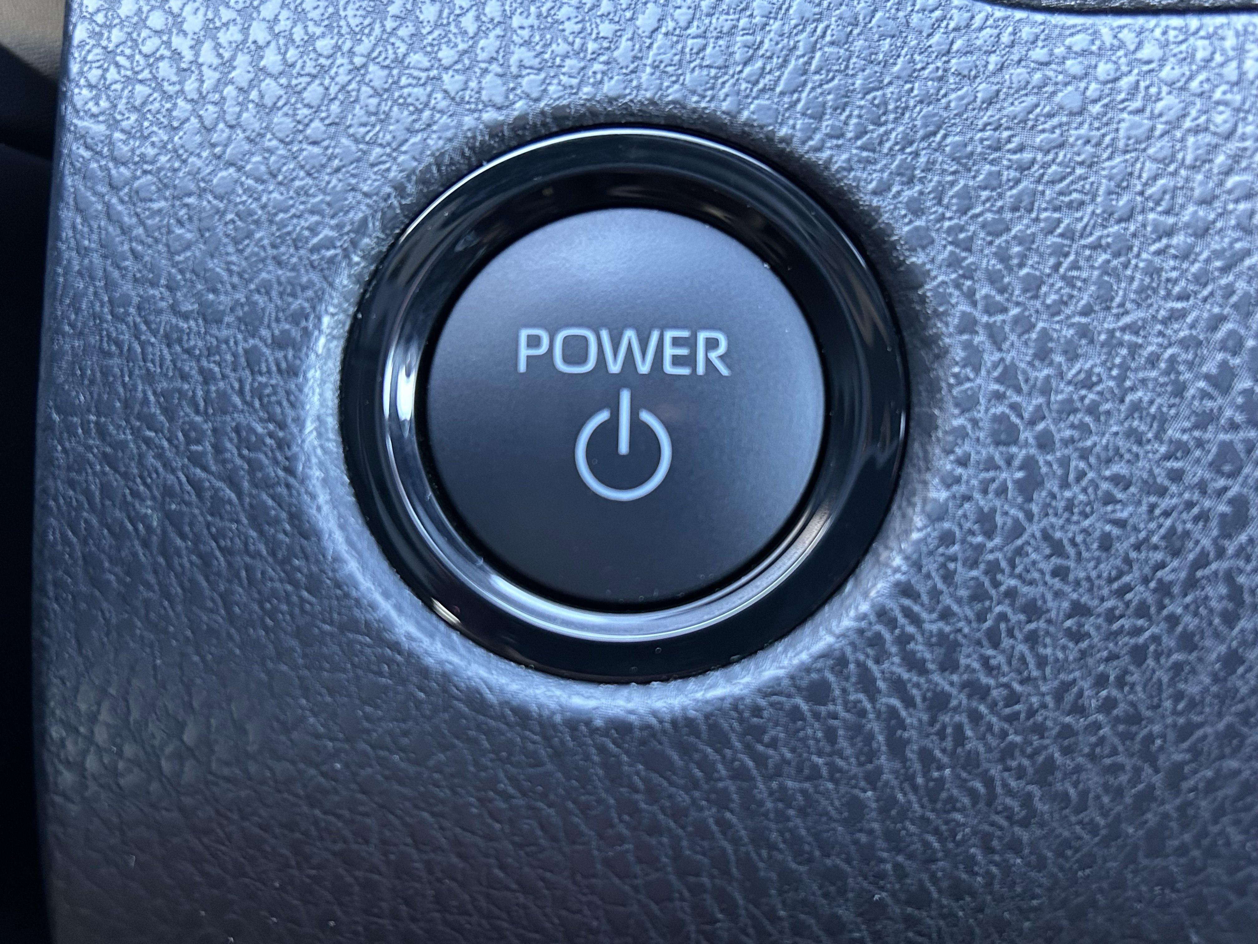 Certified 2025 Toyota Camry SE image 33