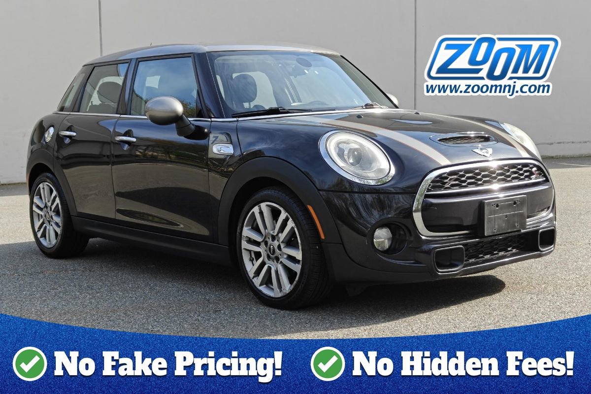 Used 2017 MINI Cooper S FWD image 1