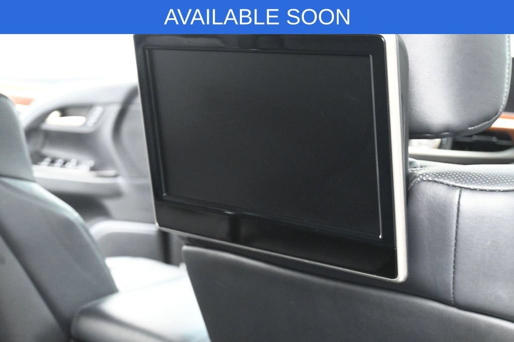 Used 2016 Lexus LX 570 4WD w/ Luxury Package image 42