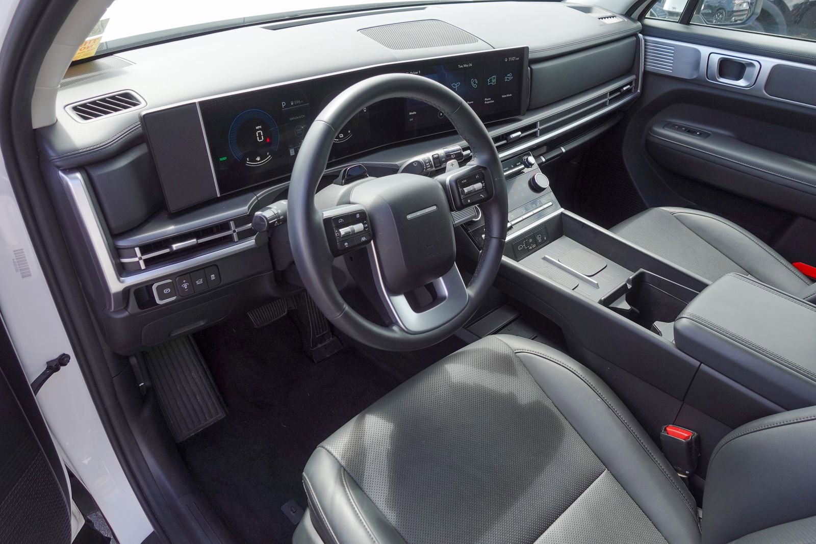 Used 2025 Hyundai Santa Fe SEL AWD/4WD image 9