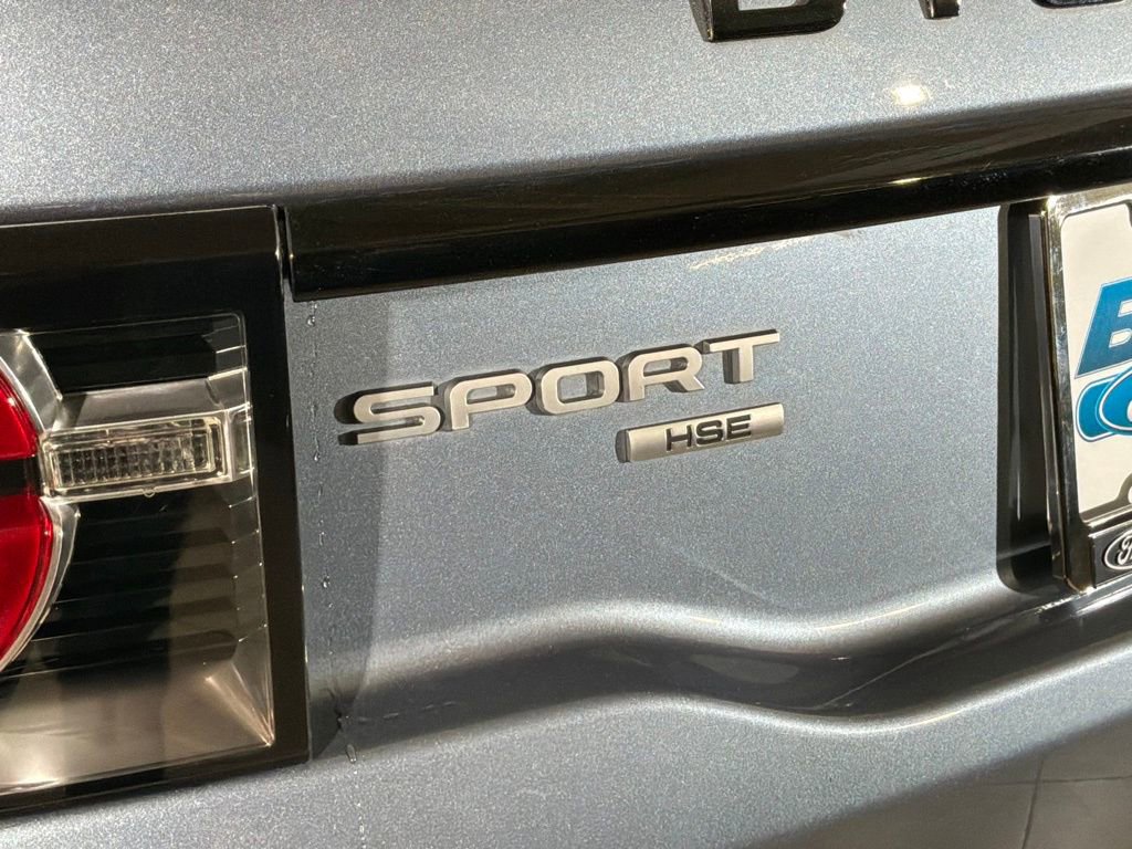 Used 2018 Land Rover Discovery Sport HSE image 26