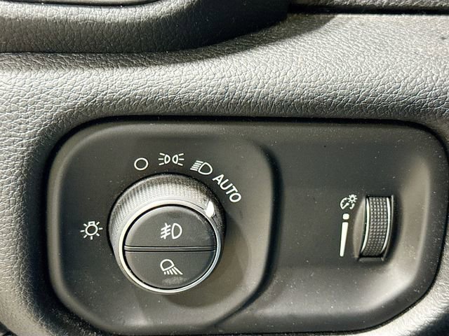 Used 2021 RAM 1500 Big Horn image 12