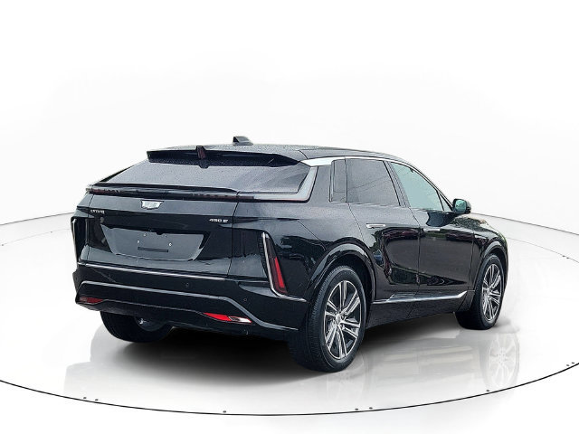 Certified 2024 Cadillac Lyriq Luxury w/ LPO, Floor Liner Package RWD image 3