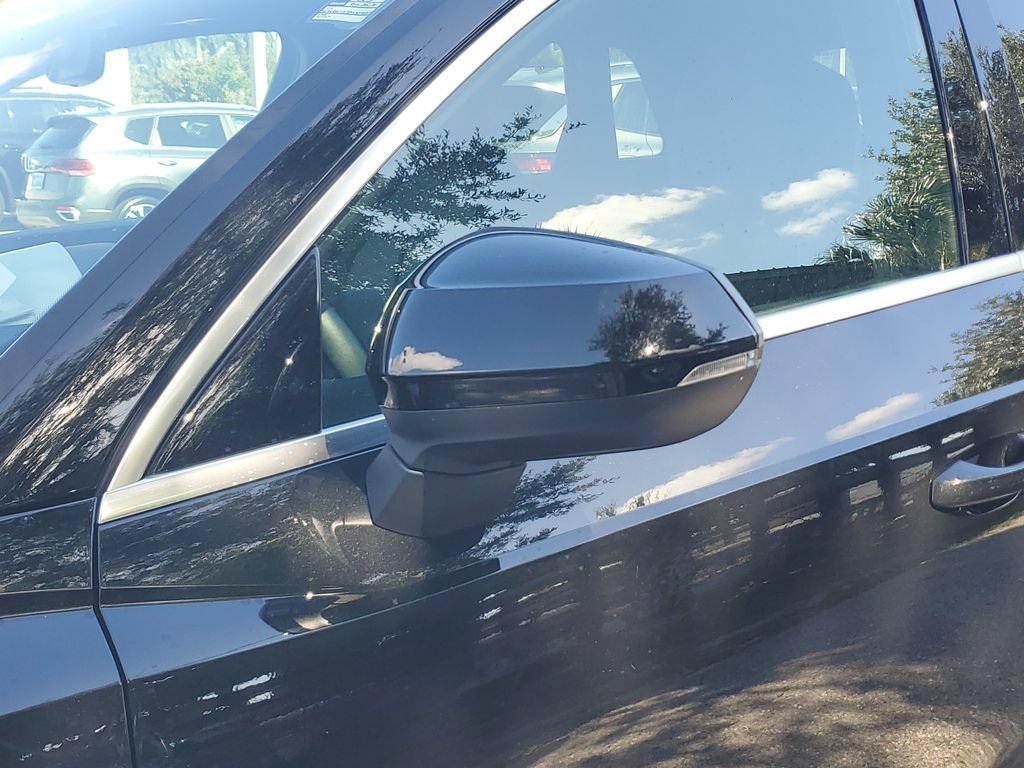 Used 2020 Audi Q3 2.0T Premium Plus AWD/4WD image 14