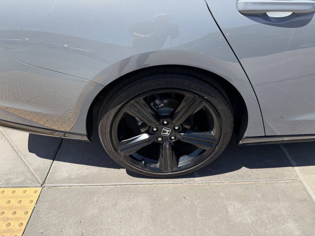 Used 2024 Honda Accord Sport image 15