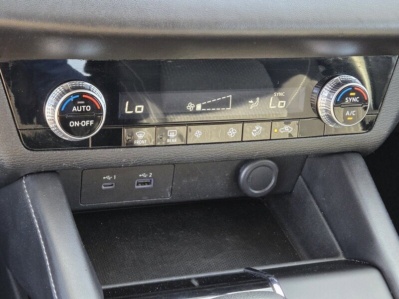 Used 2022 Mitsubishi Outlander ES FWD image 22