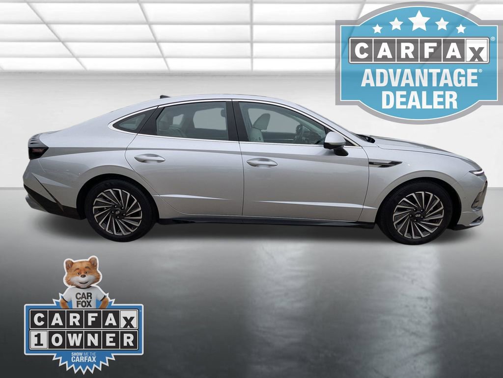 Used 2025 Hyundai Sonata Limited FWD image 33