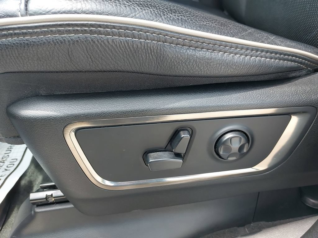 Used 2020 RAM 1500 Limited w/ Body Color Bumper Group AWD/4WD image 25