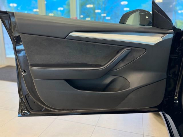 Used 2023 Tesla Model 3 Performance AWD/4WD image 19