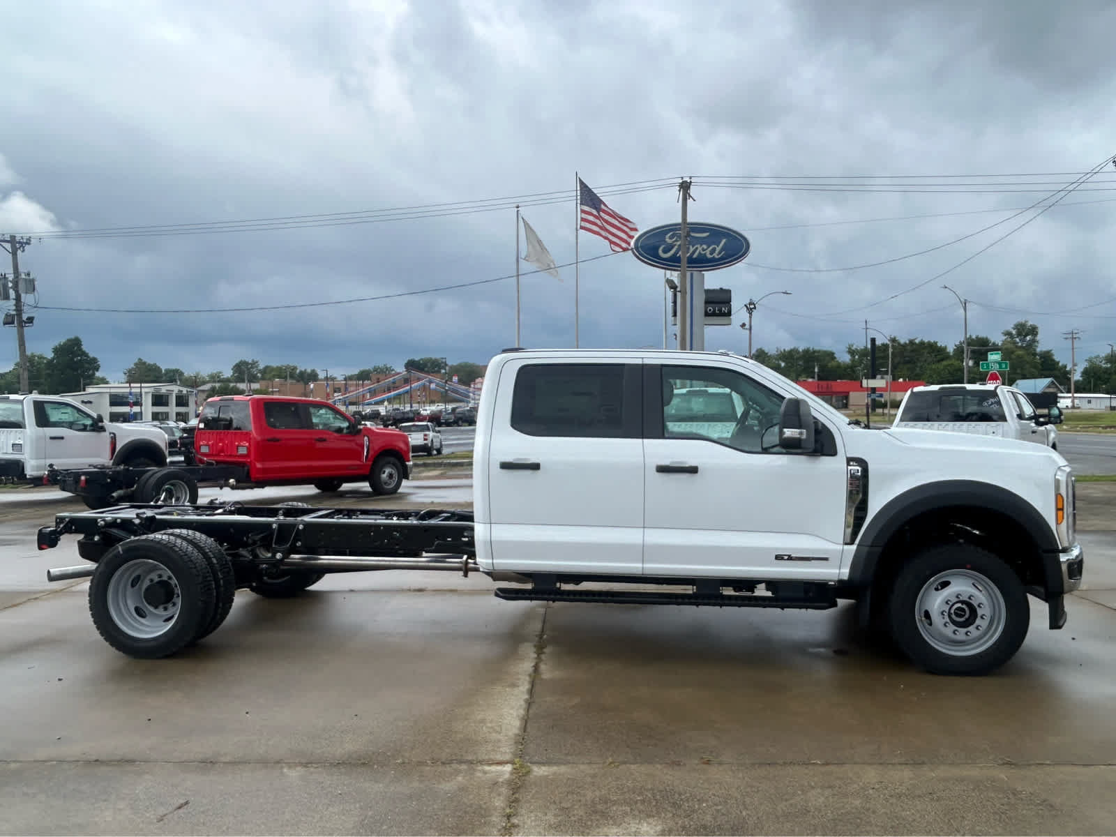 New 2026 Ford F550 4x4 Crew Cab