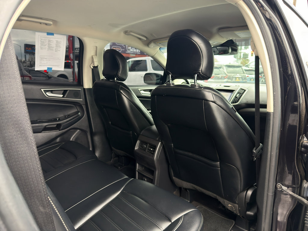 Used 2019 Ford Edge SEL w/ Equipment Group 201A AWD/4WD image 15