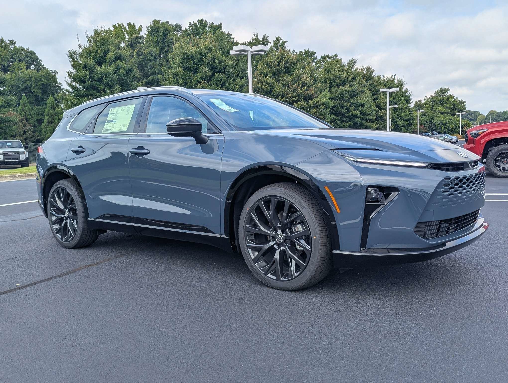 New 2026 Toyota Crown Signia w/ Advanced Technology Package AWD/4WD image 2