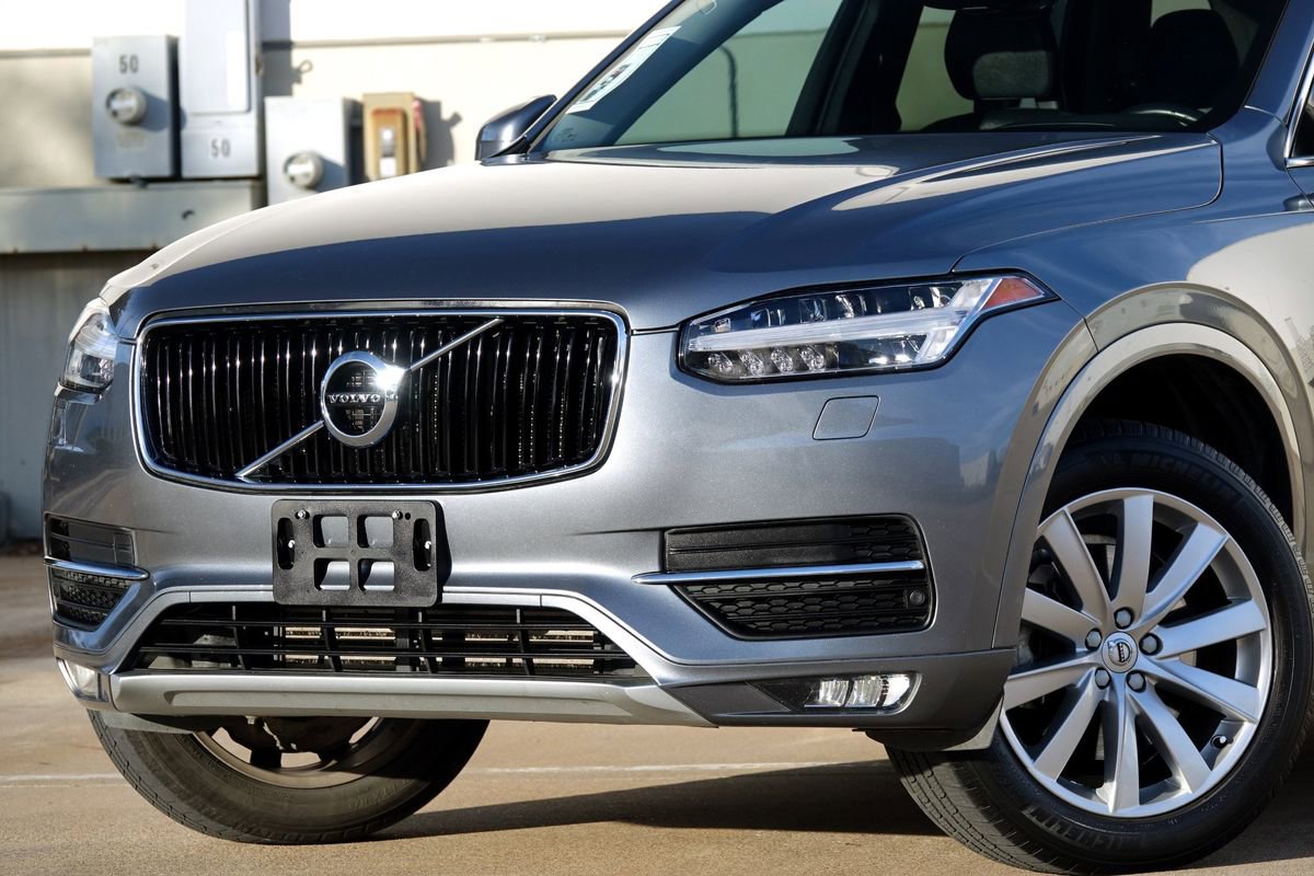 Used 2016 Volvo XC90 T6 Momentum w/ Momentum Plus Package AWD/4WD image 21