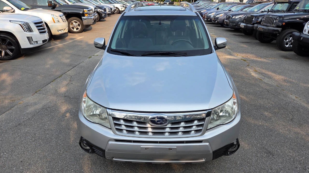 Used 2011 Subaru Forester 2.5X Touring AWD/4WD image 4
