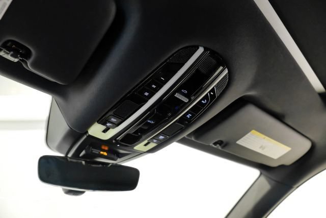 Used 2019 Porsche Cayenne AWD/4WD image 38