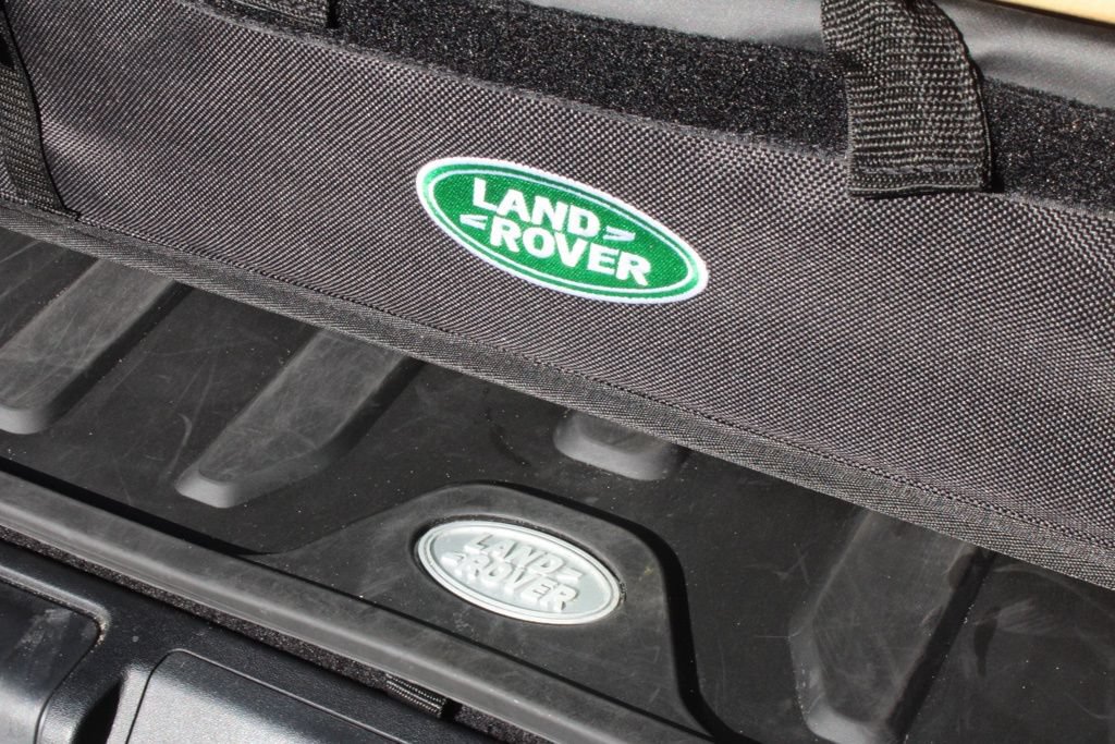 Certified 2025 Land Rover Discovery Dynamic SE AWD/4WD image 42
