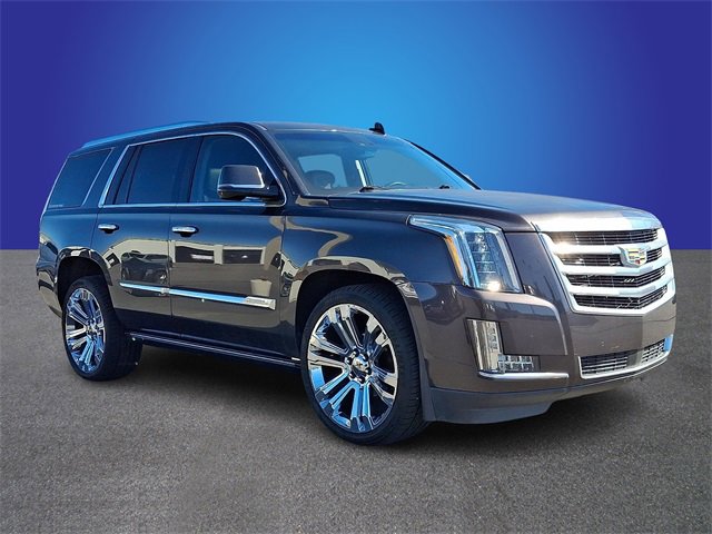 Used 2016 Cadillac Escalade Premium image 3