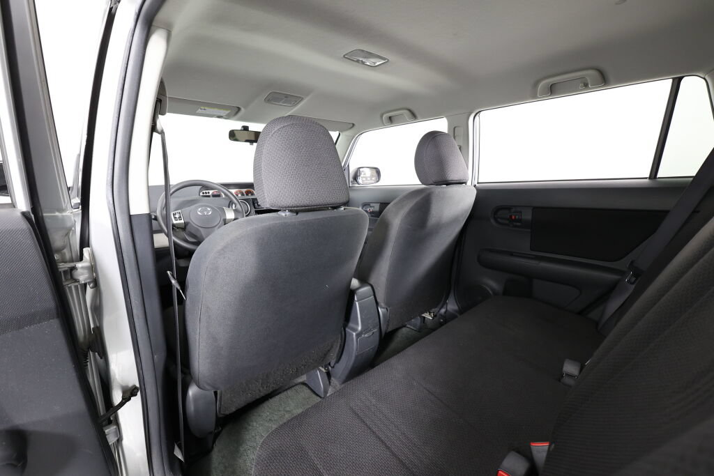 Used 2008 Scion xB FWD image 14