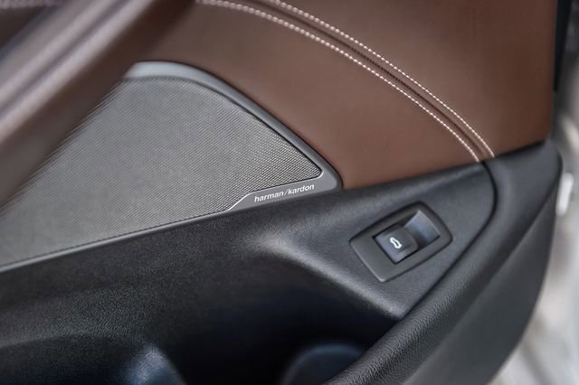 Used 2018 BMW 540i w/ M Sport Package RWD image 55