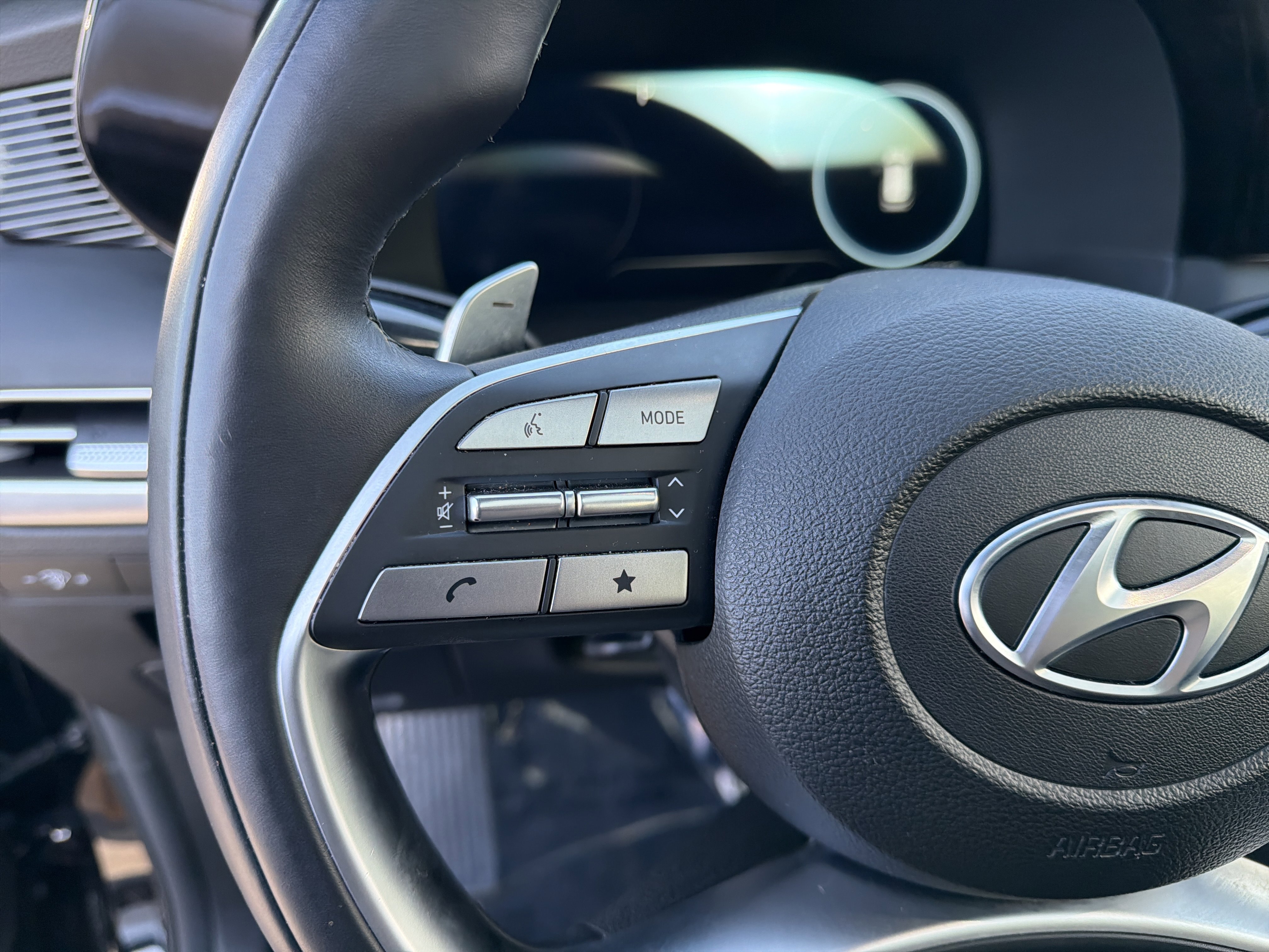 Used 2024 Hyundai Palisade Calligraphy image 16