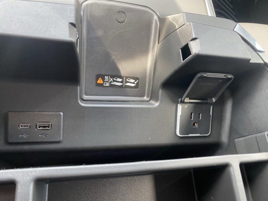 New 2025 Chevrolet Silverado 2500 LTZ w/ LTZ Convenience Package image 33