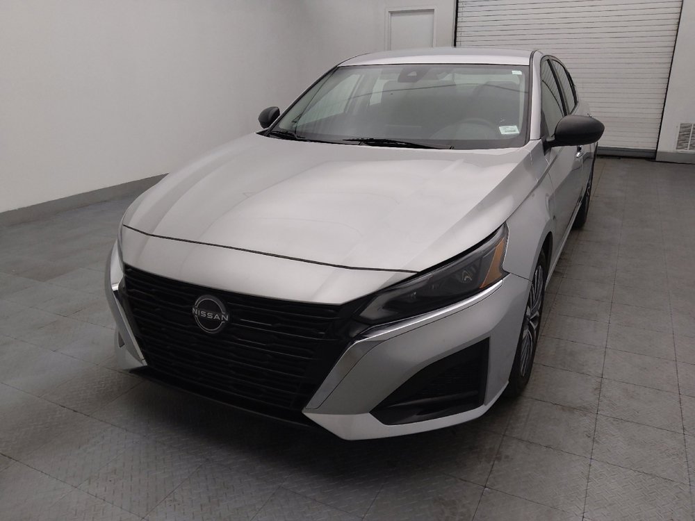 Used 2024 Nissan Altima 2.5 SV image 15