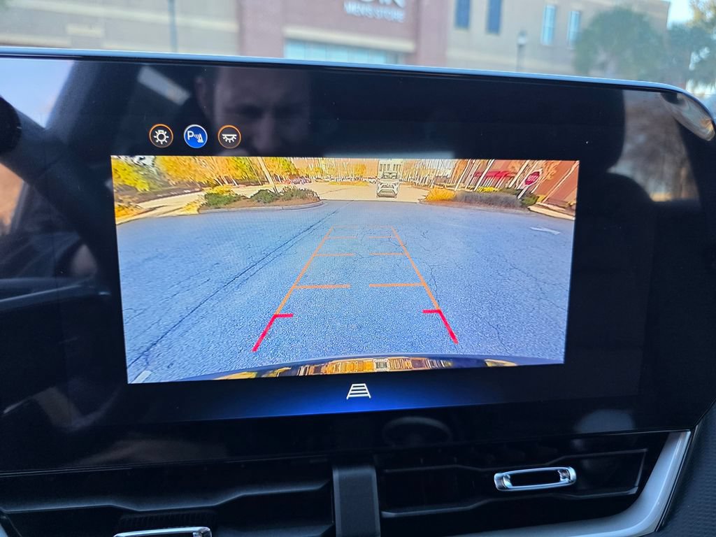 New 2026 Chevrolet Equinox LT AWD/4WD image 13
