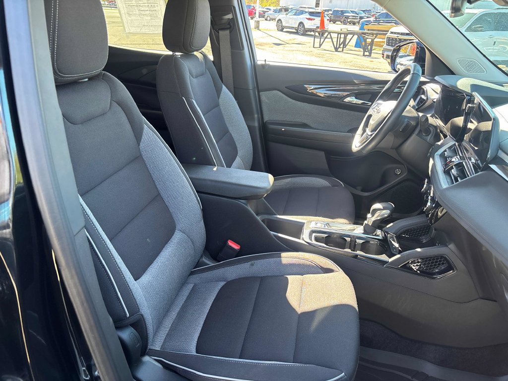 Used 2026 Chevrolet TrailBlazer LT w/ Convenience Package AWD/4WD image 26