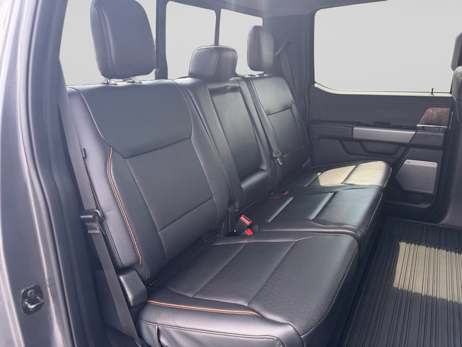 Used 2026 Ford F350 Lariat w/ Lariat Ultimate Package AWD/4WD image 18
