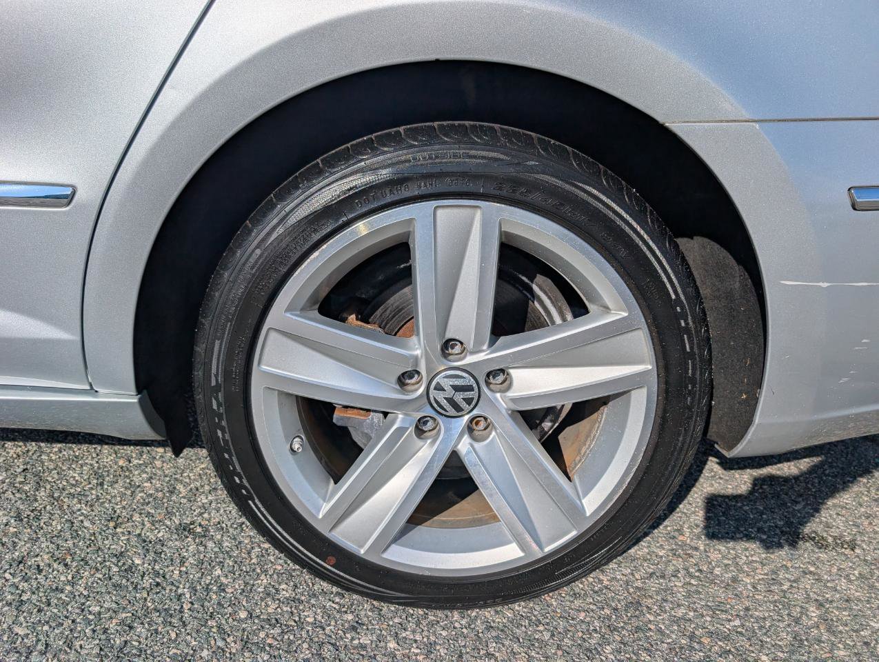Used 2014 Volkswagen CC Sport FWD image 3