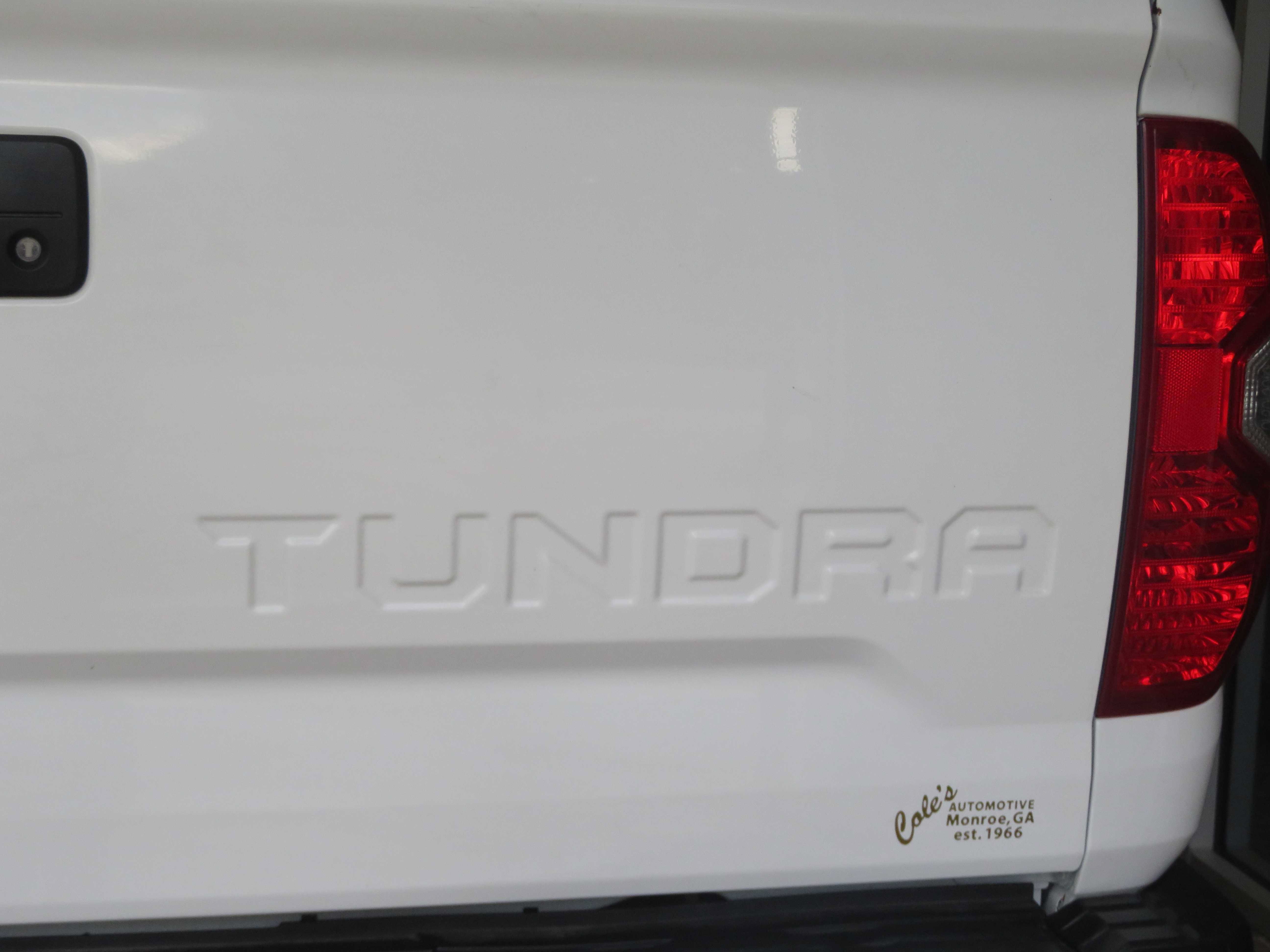 Used 2018 Toyota Tundra SR5 w/ SR5 Upgrade Package AWD/4WD image 72