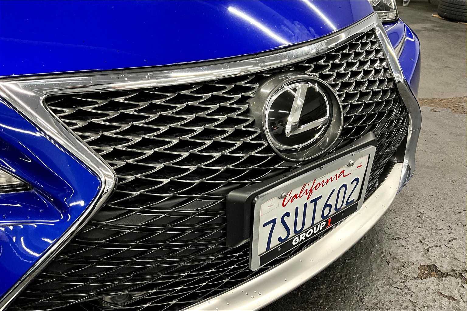 Used 2016 Lexus RC 200t RWD image 27