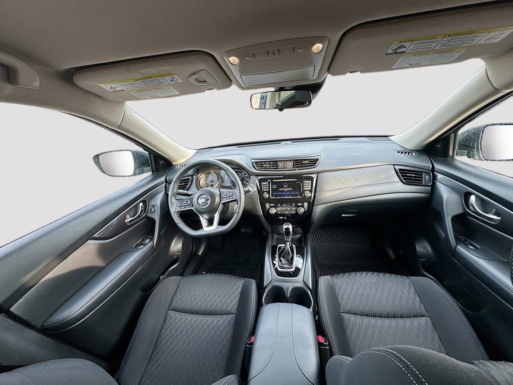 Used 2020 Nissan Rogue SV image 24