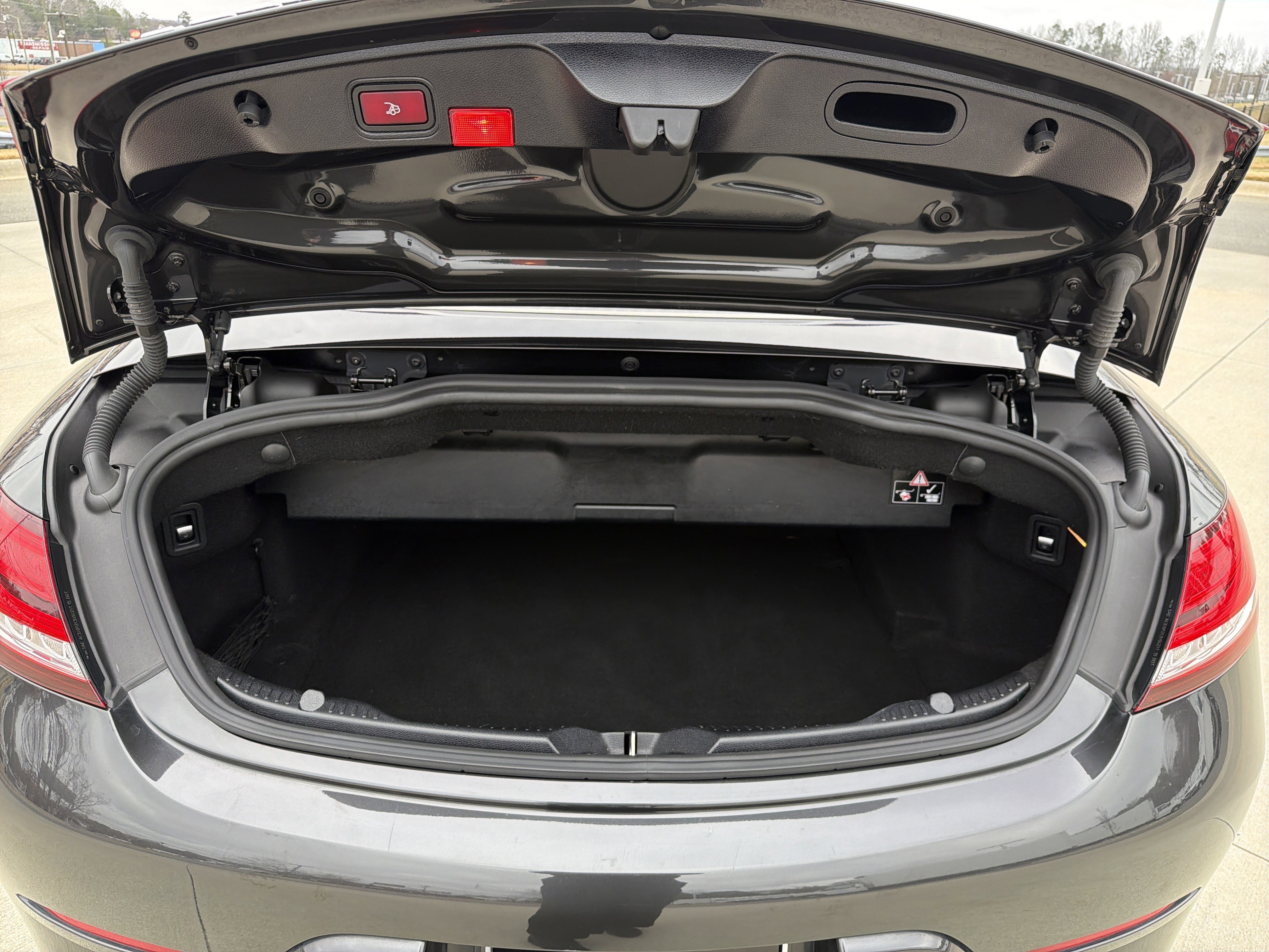 Used 2020 Mercedes-Benz C 300 Cabriolet image 31